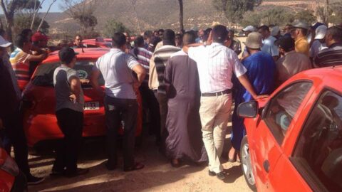 احتجاج مرتقب.. سائقو “الطاكسيات” بأكادير يطالبون بوقف تطبيقات النقل