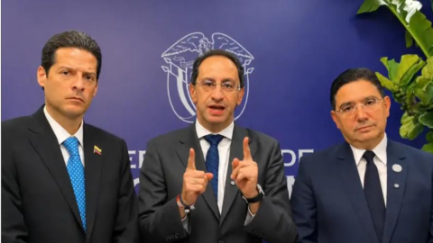 كولومبيا تجدد تأكيد دعمها لسيادة المغرب على الصحراء وتجميد اعترافها بجبهة “البوليساريو”