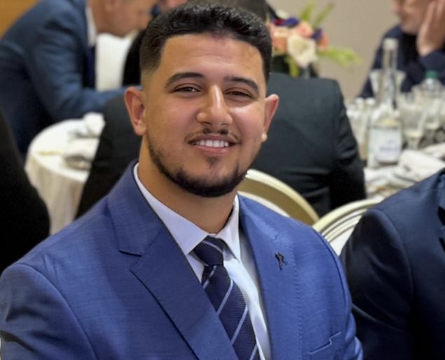 أيمن بايزيد.. شاب في الـ24 عاما يخلف أباه في المقعد البرلماني عن دائرة الجديدة