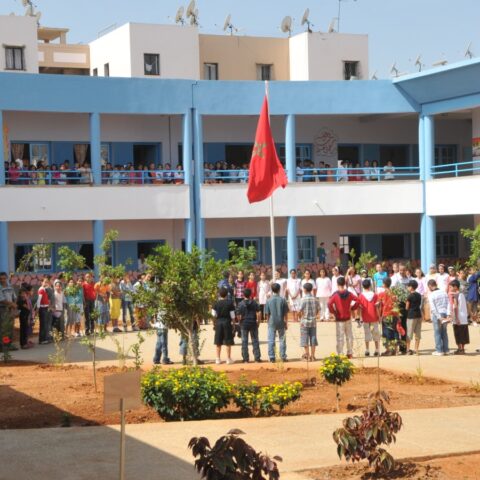 المدرسة المغربية في المرتبة 83 و73% من التلاميذ ضعاف الأداء.. خبير يفكك أسباب التراجع
