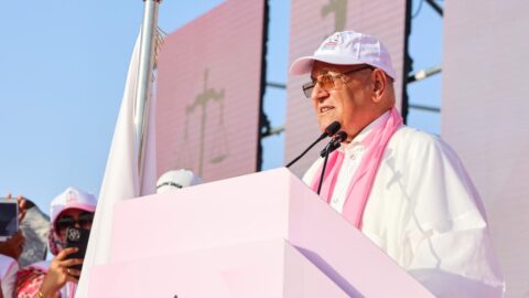 العيون.. ولد الرشيد يطالب بإعفاء ضريبي للجهة وتشغيل الشباب