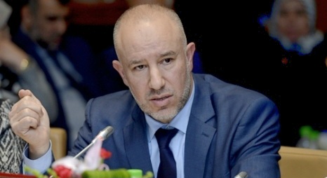 الإبراهيمي يلوح بمسيرة مليونية للدفاع عن الأسرة وينتقد أخنوش ولقجع