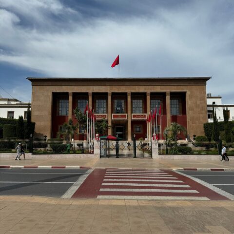 بين “لن أصوت” و”الأقل ضرراً”.. كيف ينظر الشارع المغربي إلى انتخابات 2026؟
