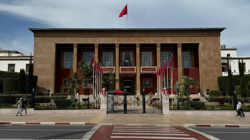 بين “لن أصوت” و”الأقل ضرراً”.. كيف ينظر الشارع المغربي إلى انتخابات 2026؟