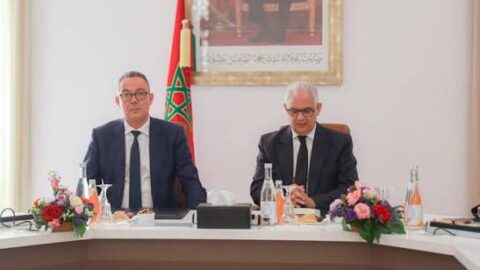 لقجع يرد على “الإستقلال” من الداخلة: متفقين، لنرفع الحد الأدنى للأجر إلى 5000 درهم  لكن بشرط