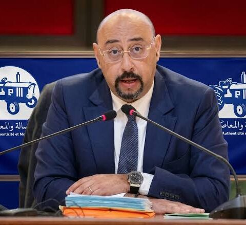 وضع عمدة طنجة تحت تدابير الحراسة النظرية على خلفية فضيحة “أوراق التصويت”