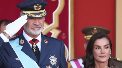 زيارة فيليبي السادس لسبتة ومليلية.. ما حسابات الداخل الإسباني وحدود الموقف المغربي؟