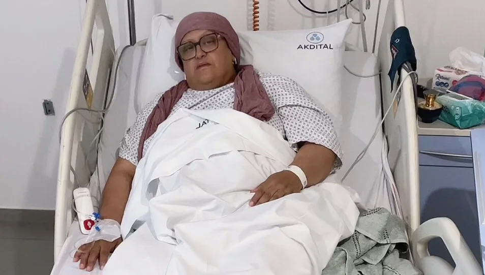 والدة يوسف بجاج من العناية المركزة: “الظلم أوصلني إلى هنا”