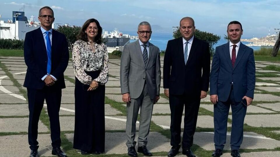 المغرب ومصر يبحثان تعزيز التعاون بين ميناء طنجة المتوسط والموانئ المصرية