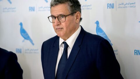 أخنوش ودّع فريقه برسالة شكر و”شيك” بعدما صوّت بشكل سري.. “جون أفريك” تكشف كواليس خروجه من السياسة