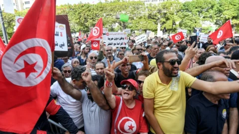 مظاهرة في تونس ضد غلاء المعيشة وللمطالبة باحترام الحريات